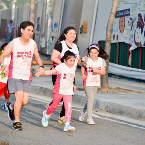 Set the Pace at Mommy Milkshake Run 2017